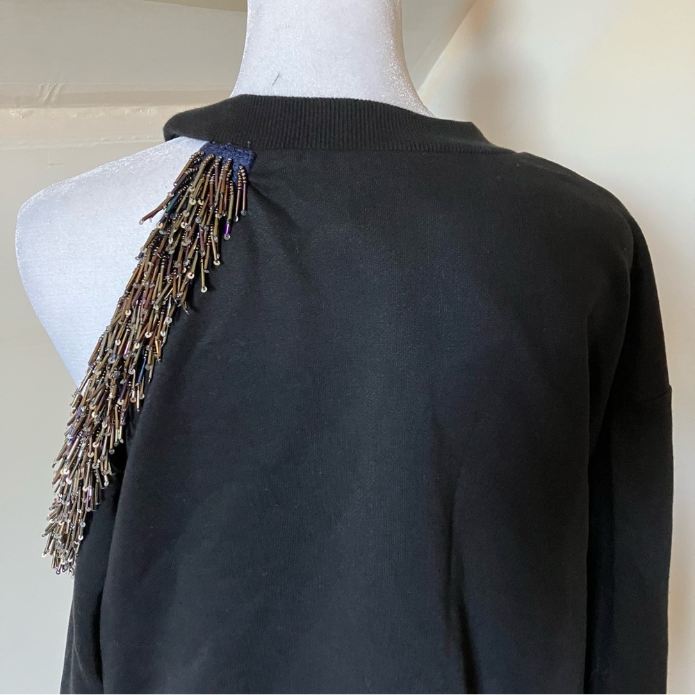 Stellah Black Beaded Cutout Shoulder Crew Neck Sweater size Large - Picture 6 of 10